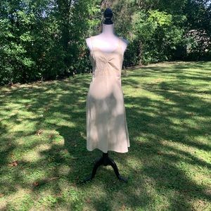 Linen dress with crosshatch accent